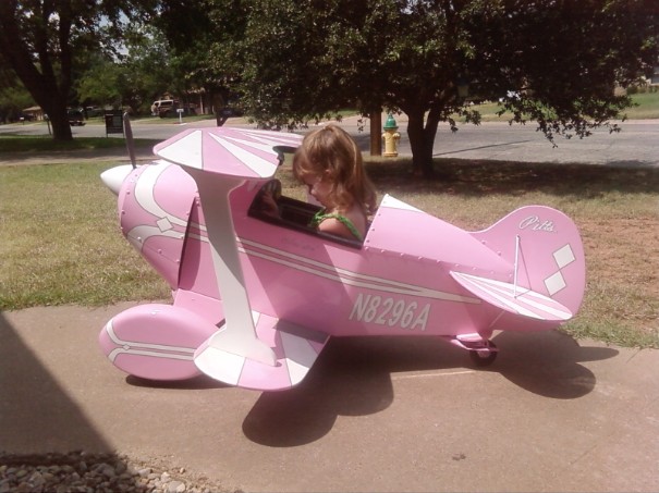 pink pedal airplane